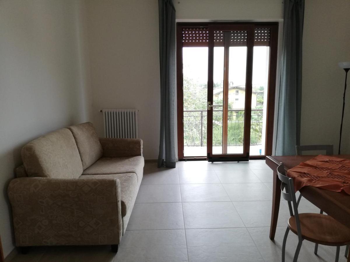 La Rosa Rossa Apartment Cambiasca ภายนอก รูปภาพ