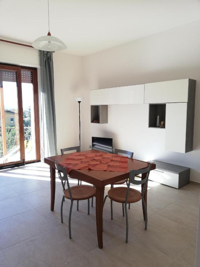 La Rosa Rossa Apartment Cambiasca ภายนอก รูปภาพ