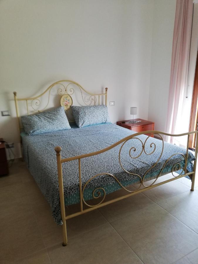 La Rosa Rossa Apartment Cambiasca ภายนอก รูปภาพ